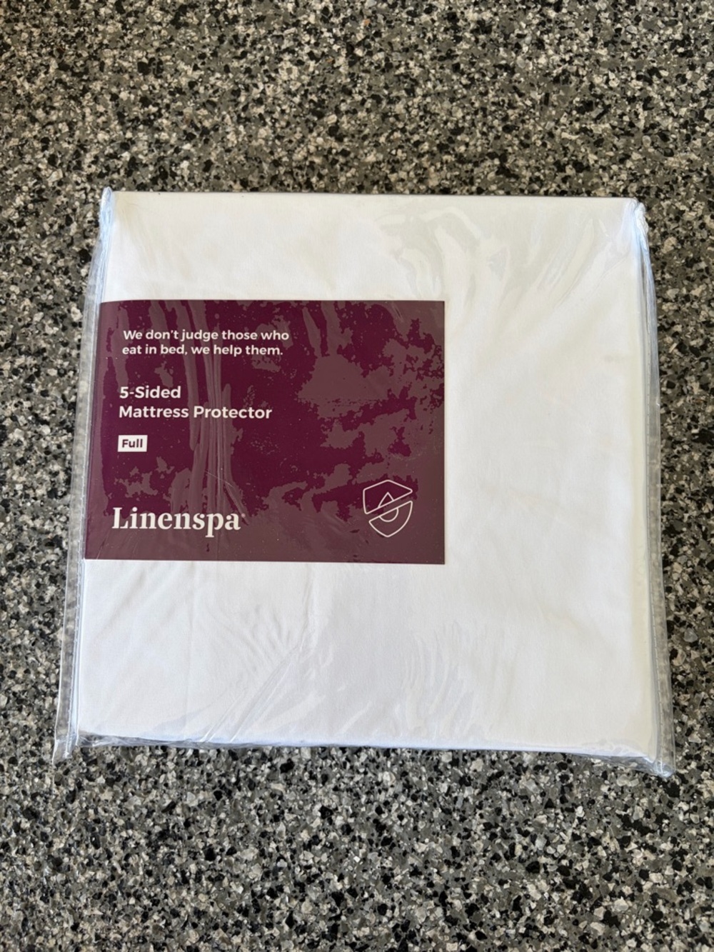 White Machine-Washable Mattress Protector
